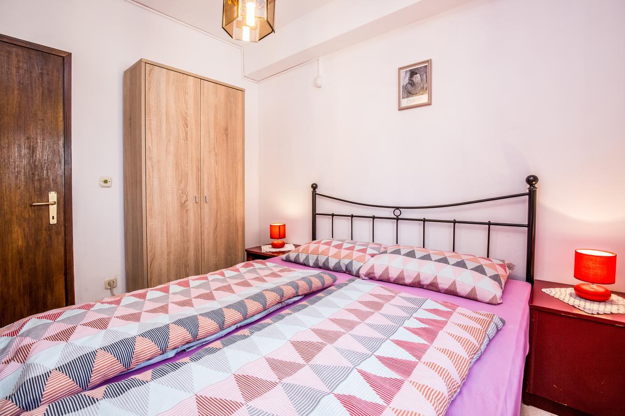 Apartment Carolina Ližnjan Esterno foto